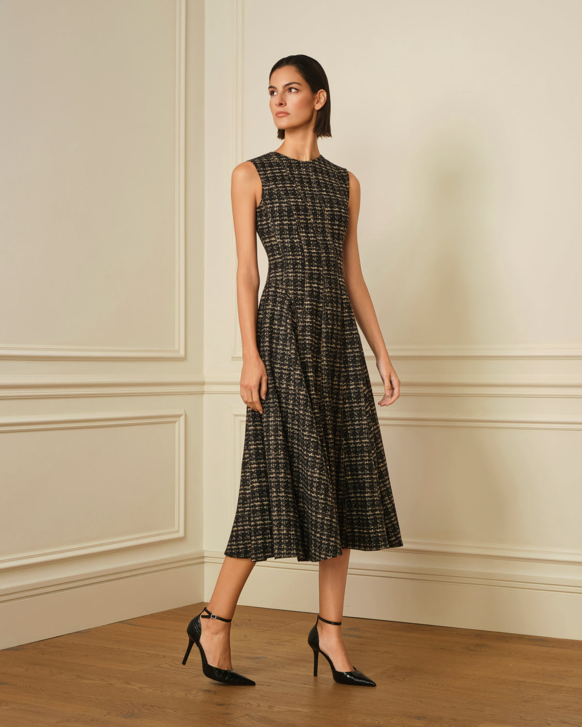 VESTIDO MIDI TWEED NEGRO