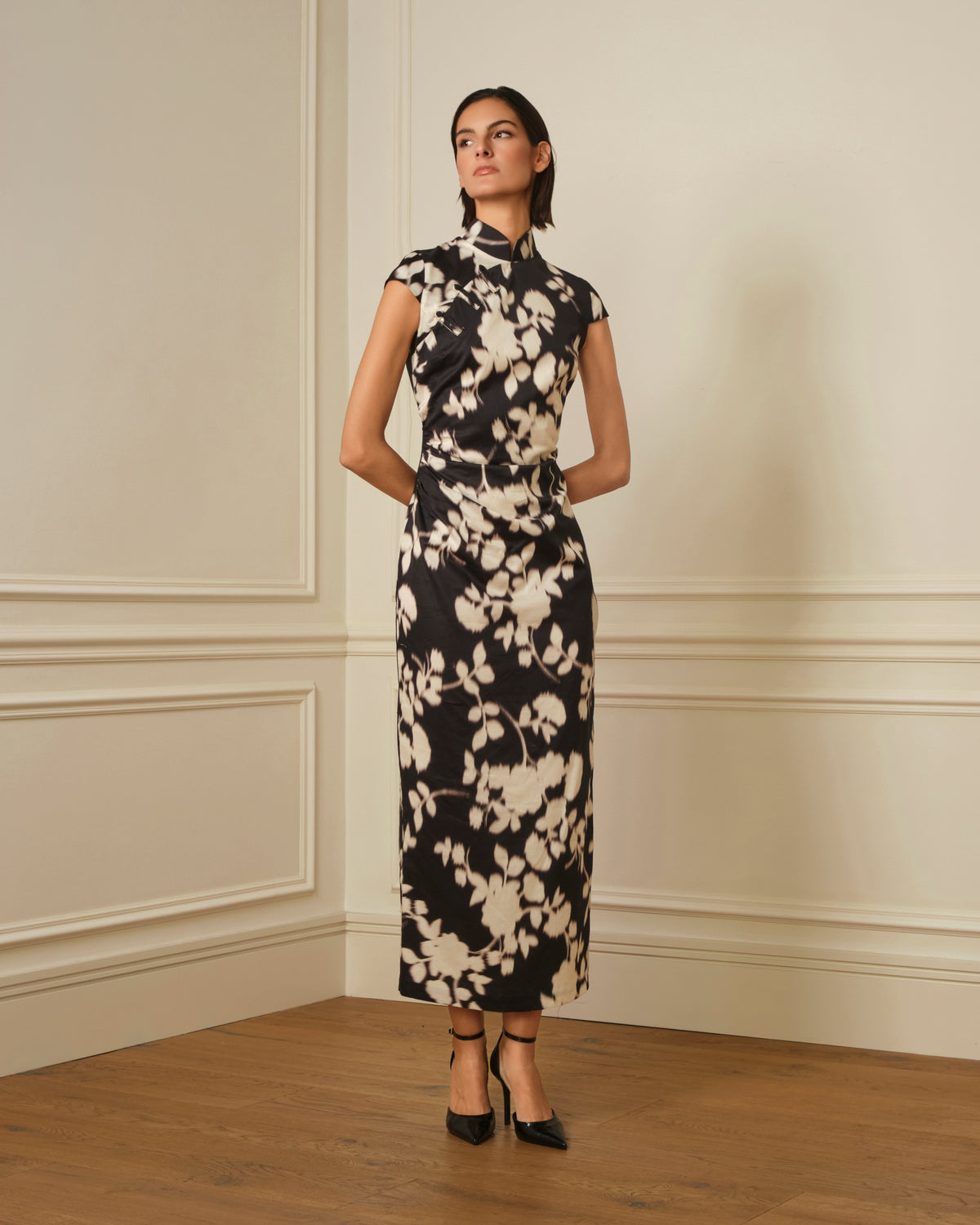 VESTIDO CUELLO MAO ESTAMPADO