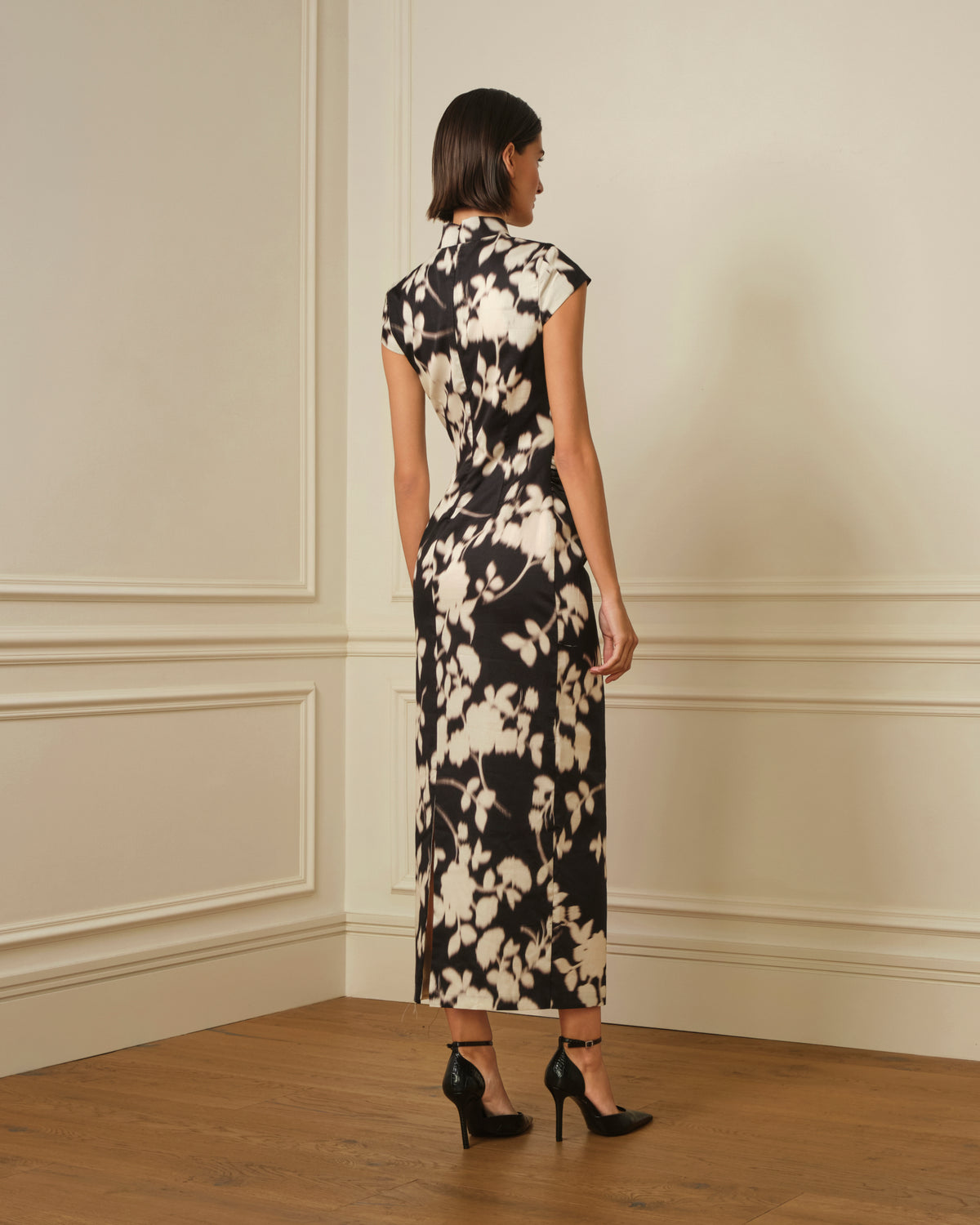 VESTIDO CUELLO MAO ESTAMPADO