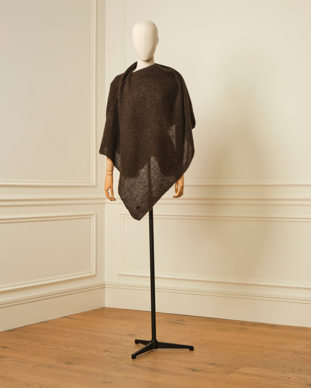PONCHO MARRÓN