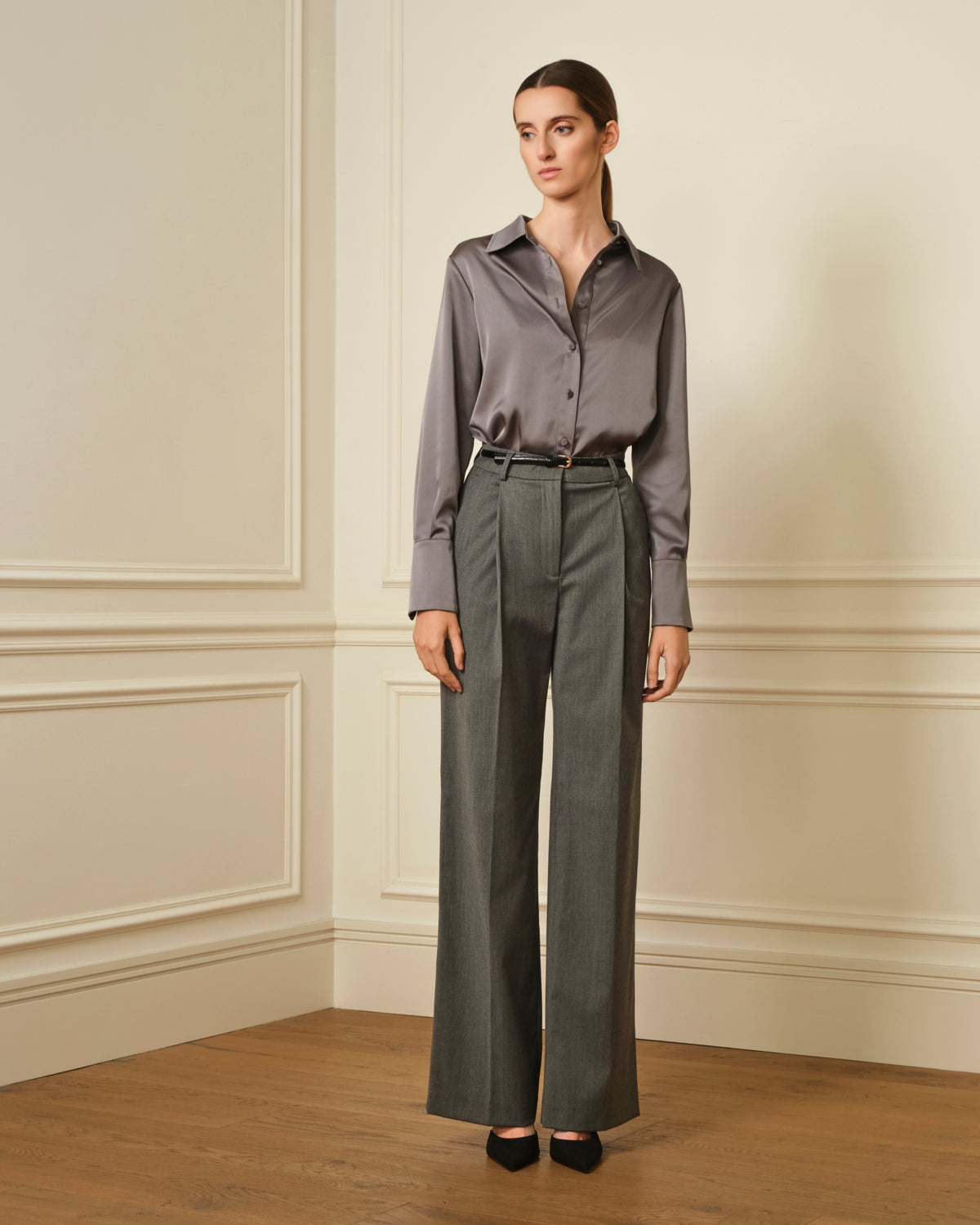 CAMISA SATINADA GRIS