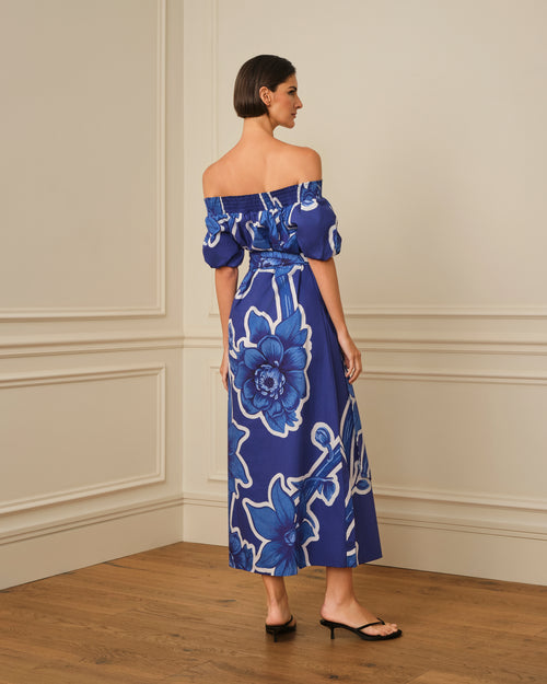 VESTIDO MIDI ESTAMPADO OFF SHOULDER AZUL