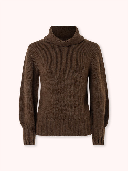 SUÉTER DE PUNTO CON CUELLO ALTO MARRÓN