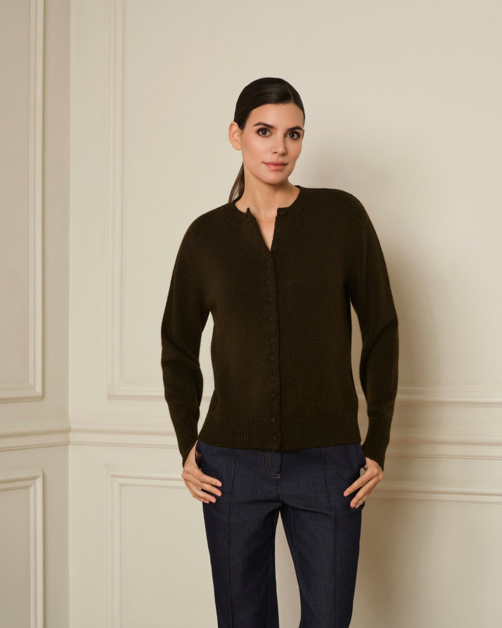 CÁRDIGAN DE BOTONES FORRADOS VERDE MILITAR