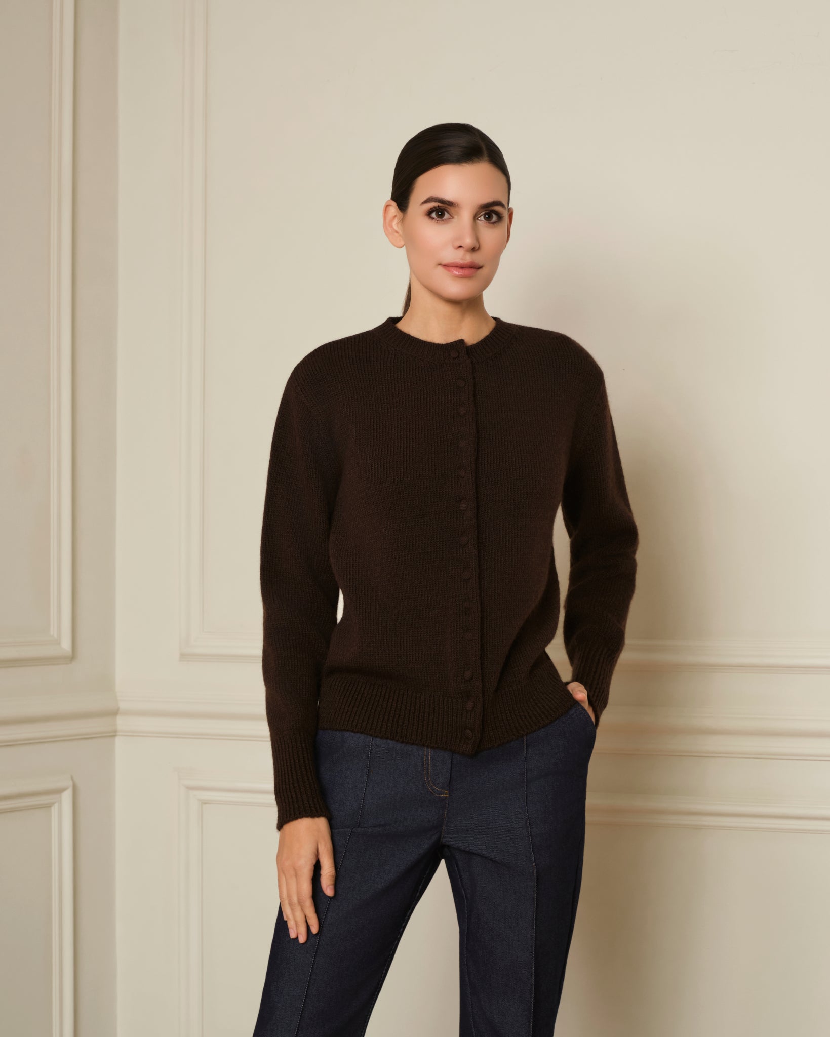 CÁRDIGAN DE BOTONES FORRADOS MARRÓN