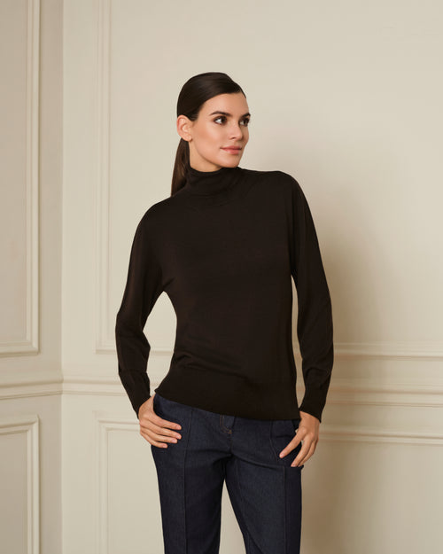 JERSEY CUELLO ALTO MARRÓN