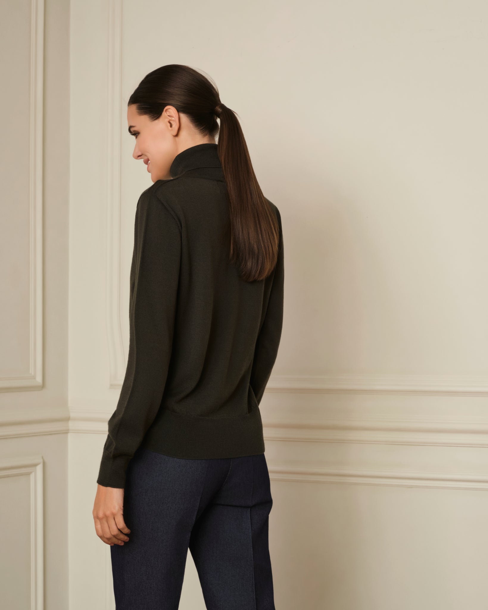 JERSEY CUELLO ALTO VERDE MILITAR