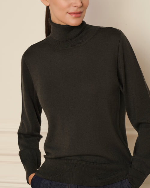 JERSEY CUELLO ALTO VERDE MILITAR