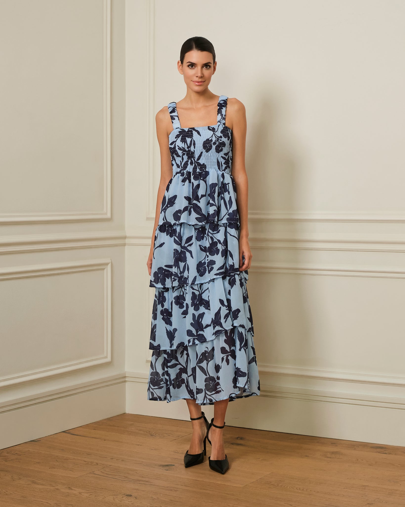 VESTIDO DE VOLANTES AZUL