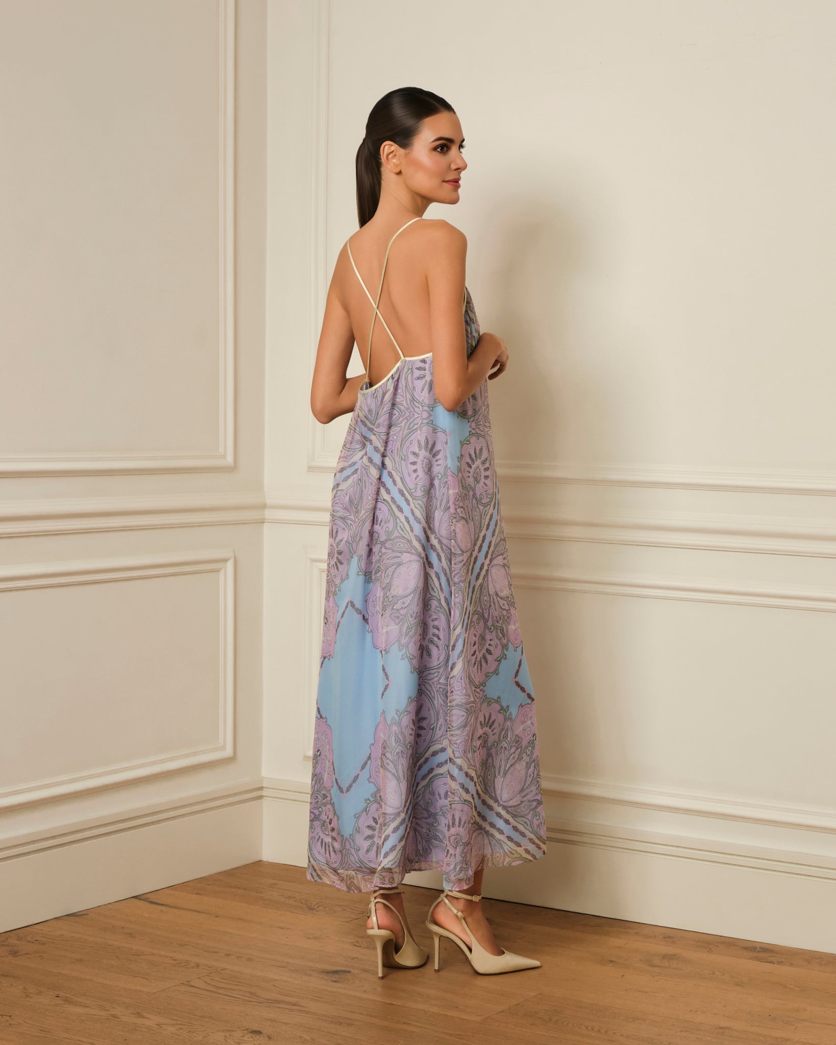 VESTIDO MIDI ESTAMPADO DE TIRANTES