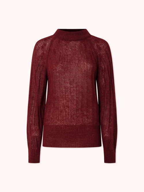 SUÉTER DE PUNTO CANALÉ CON CUELLO REDONDO BURDEOS