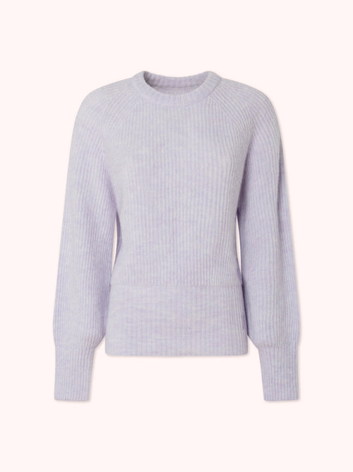 SUÉTER DE PUNTO CANALÉ CON MANGA ABULLONADA LAVANDA