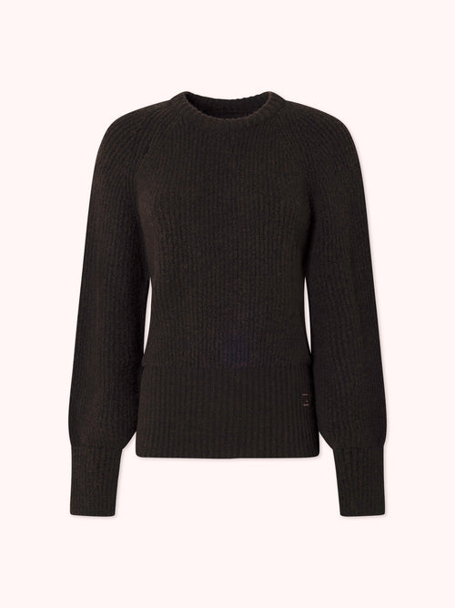 SUÉTER DE PUNTO CANALÉ CON MANGA ABULLONADA MARRÓN