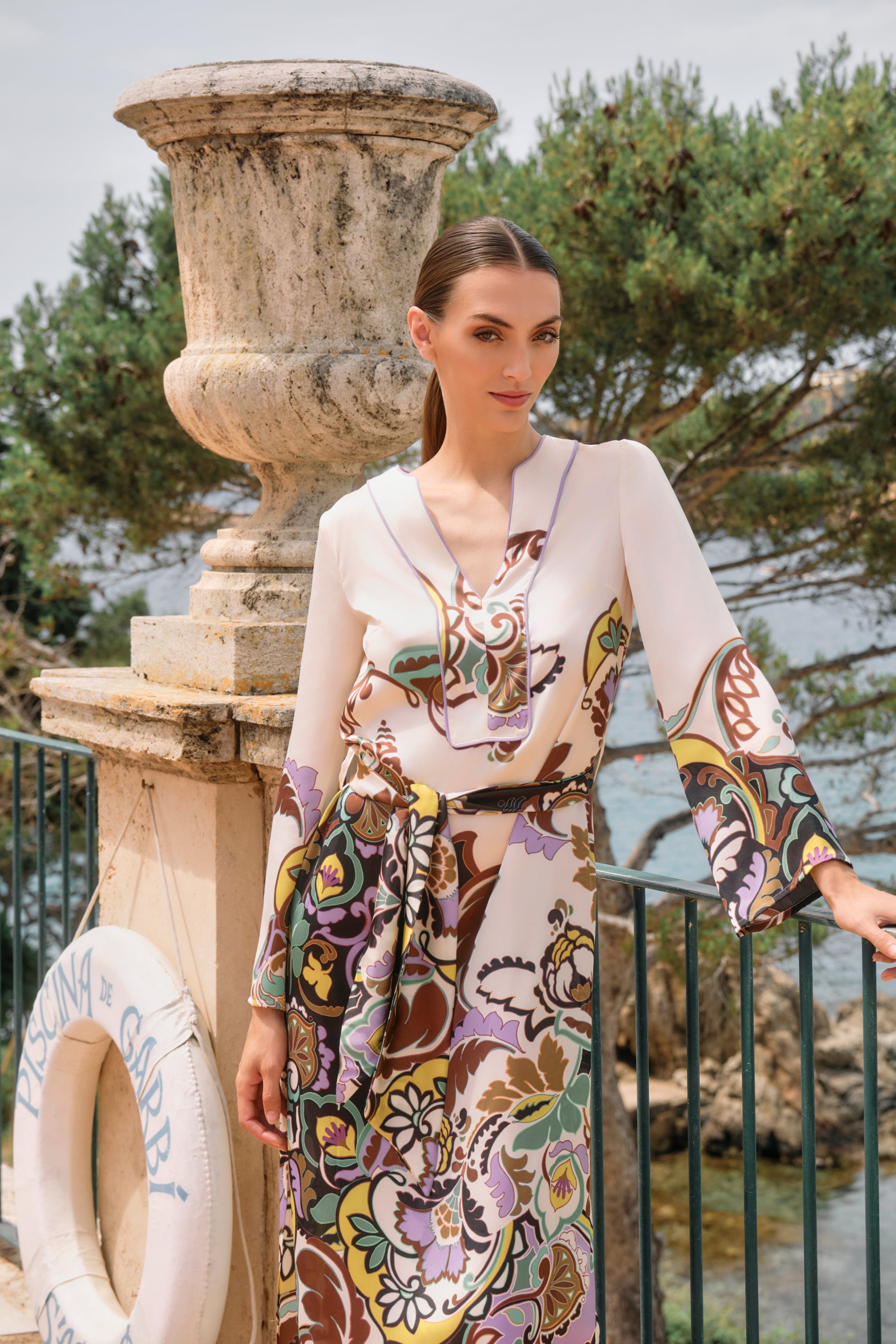 KAFTÁN ESTAMPADO VERDE VEDHA