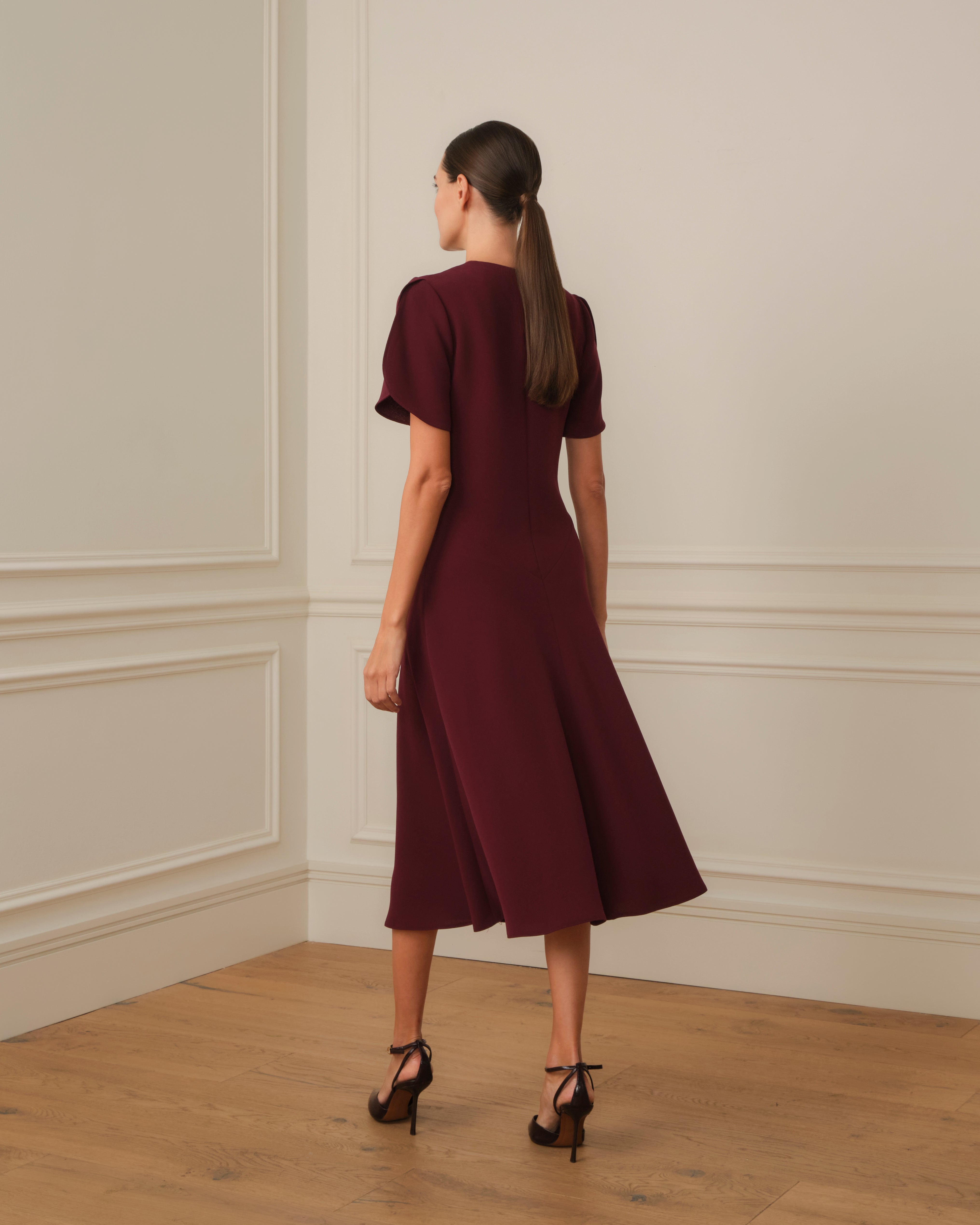 PRE-ORDER VESTIDO DRAPEADO MIDI GRANATE