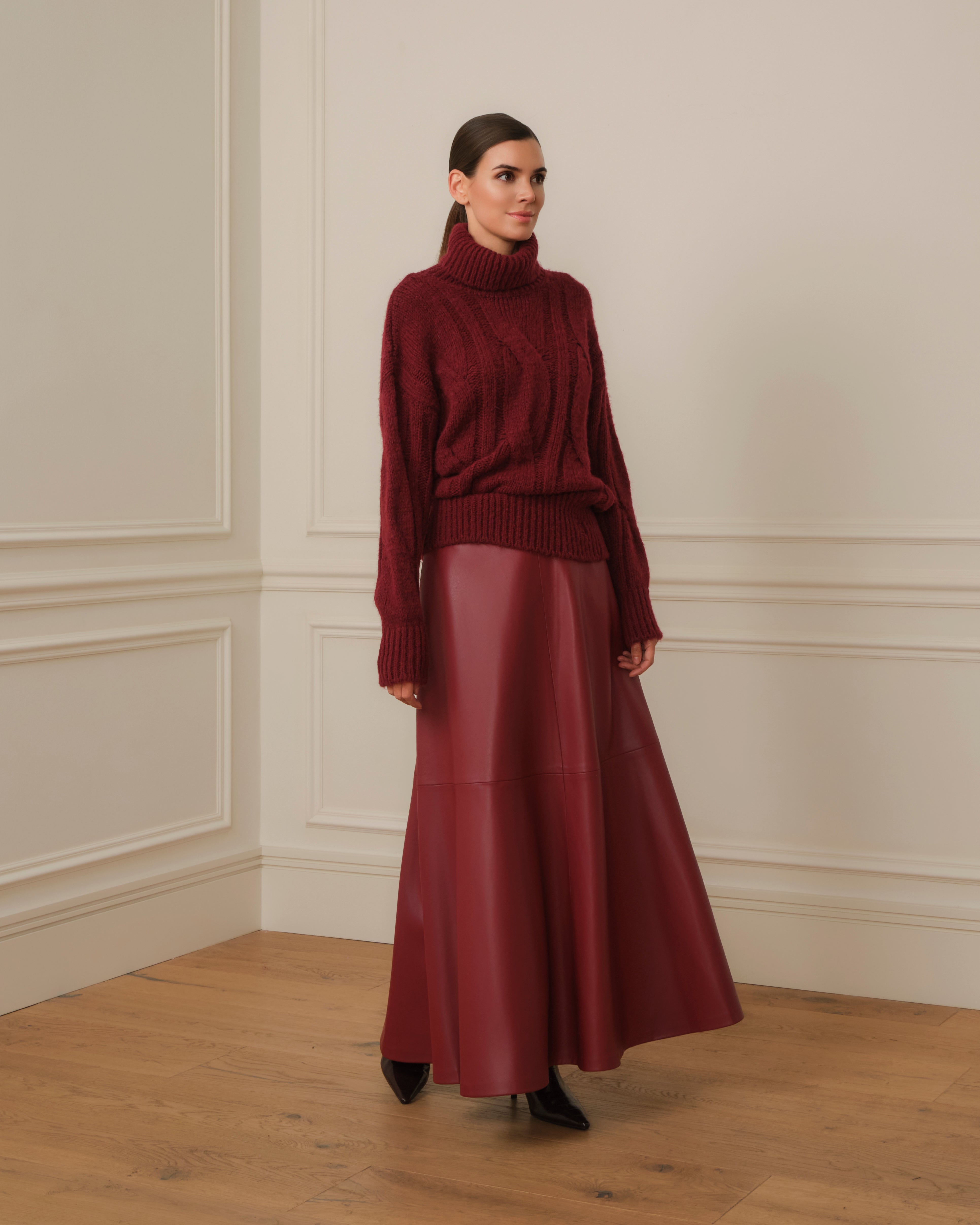 FALDA TOBILLERA EFECTO PIEL ROJO