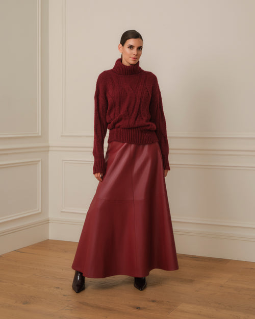 SUÉTER TRENZADO DE CUELLO ALTO GRANATE