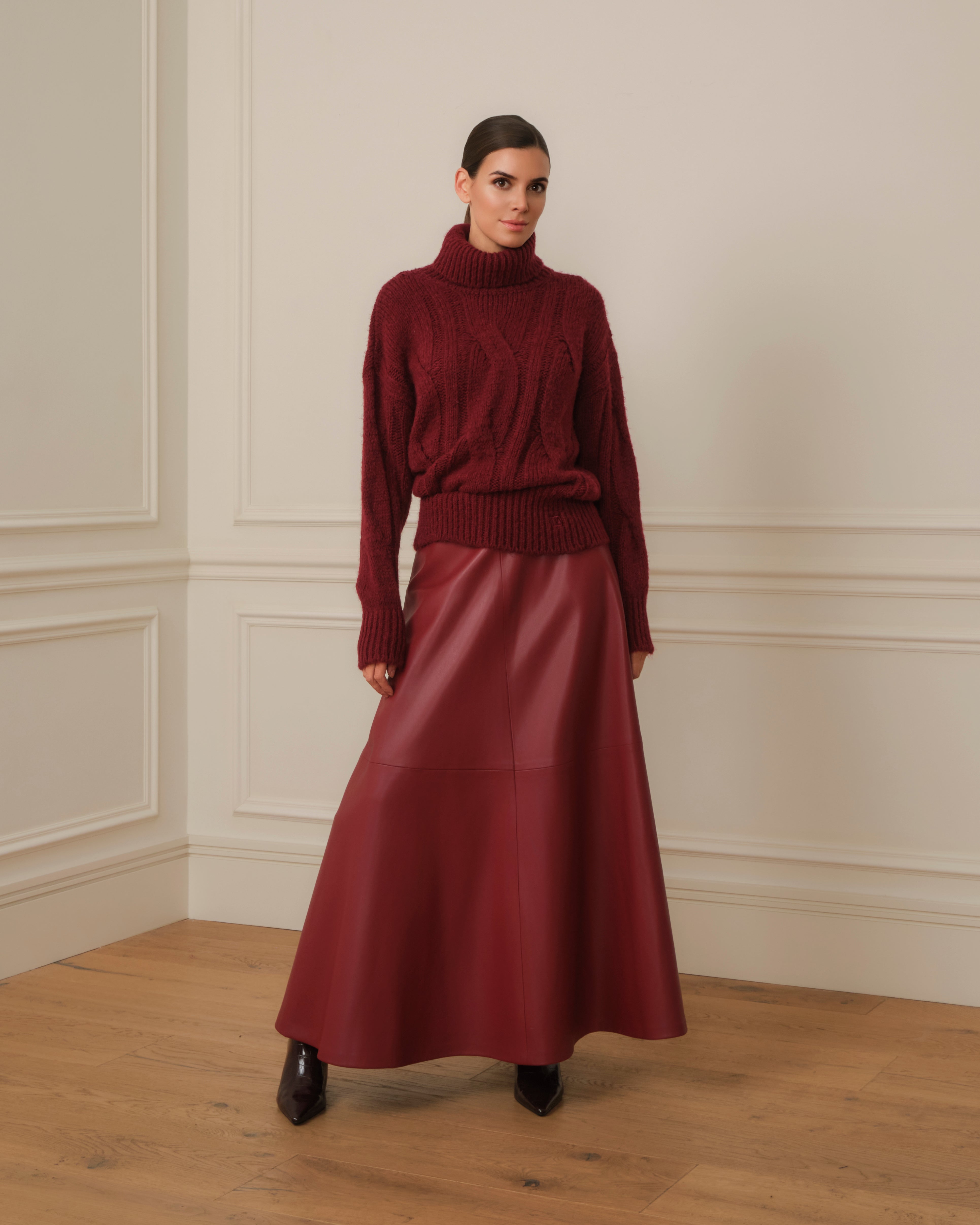 FALDA TOBILLERA EFECTO PIEL ROJO