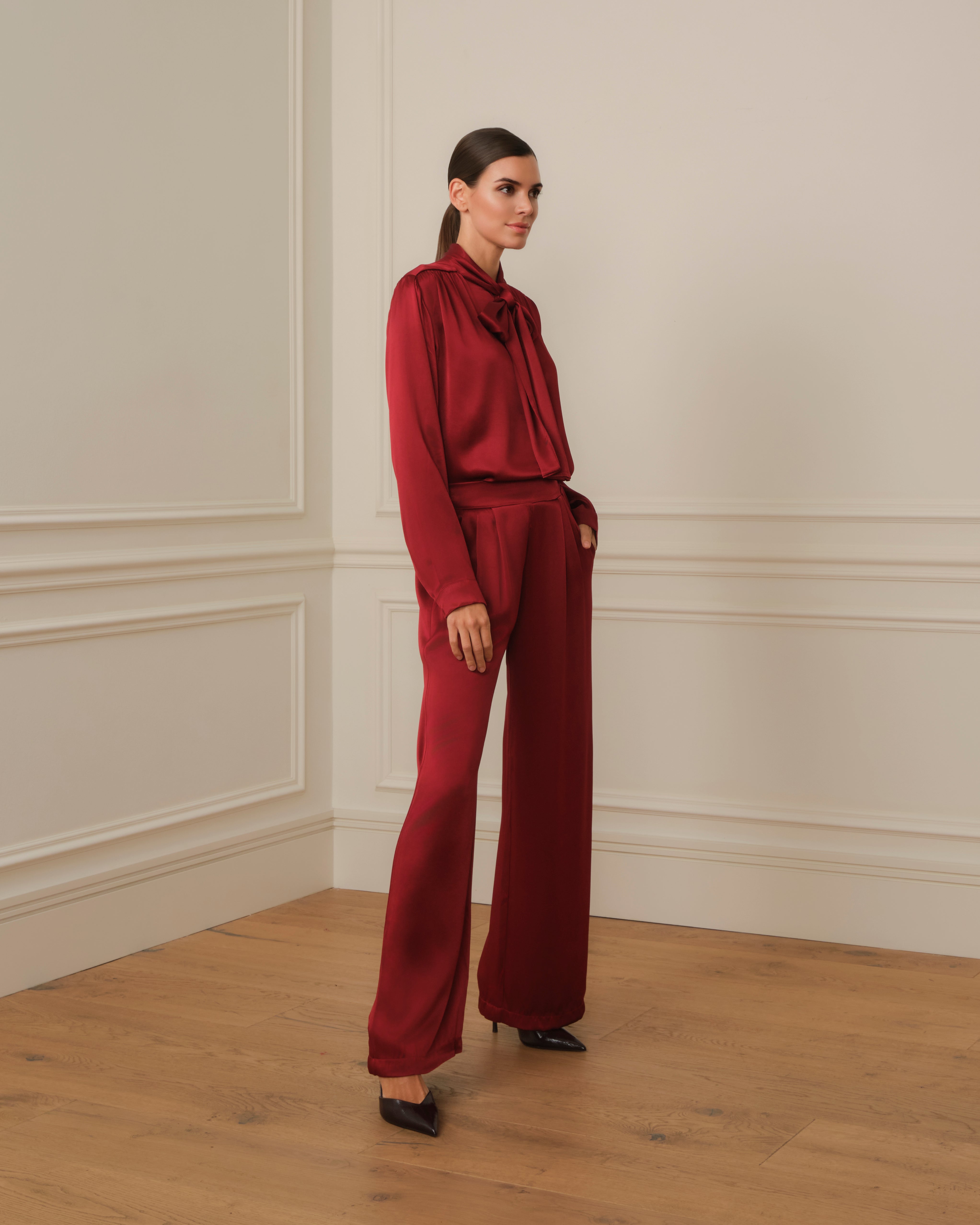 PANTALÓN SATINADO PALAZZO GRANATE