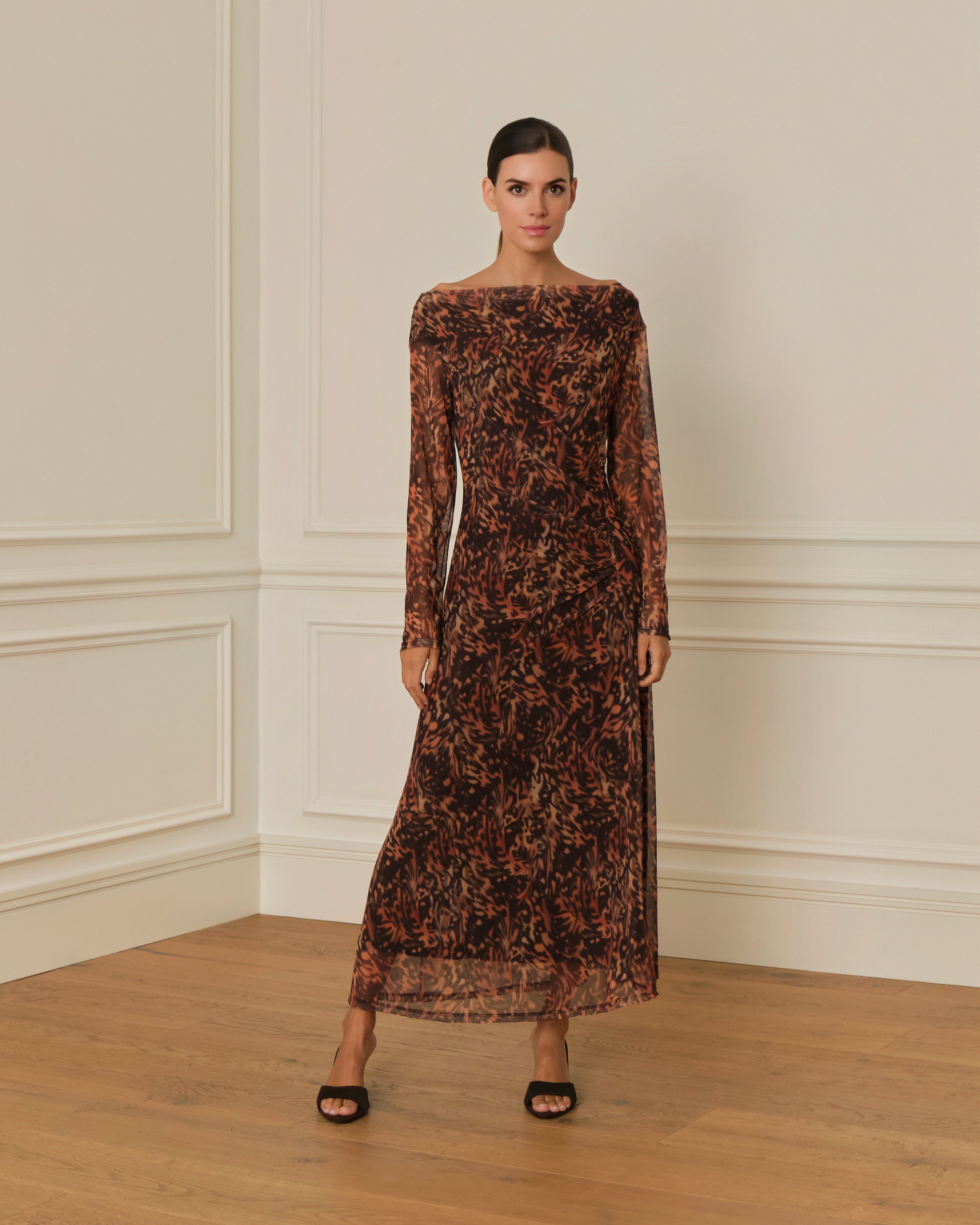 VESTIDO MANGA LARGA DRAPEADO CON ESTAMPADO NARANJA