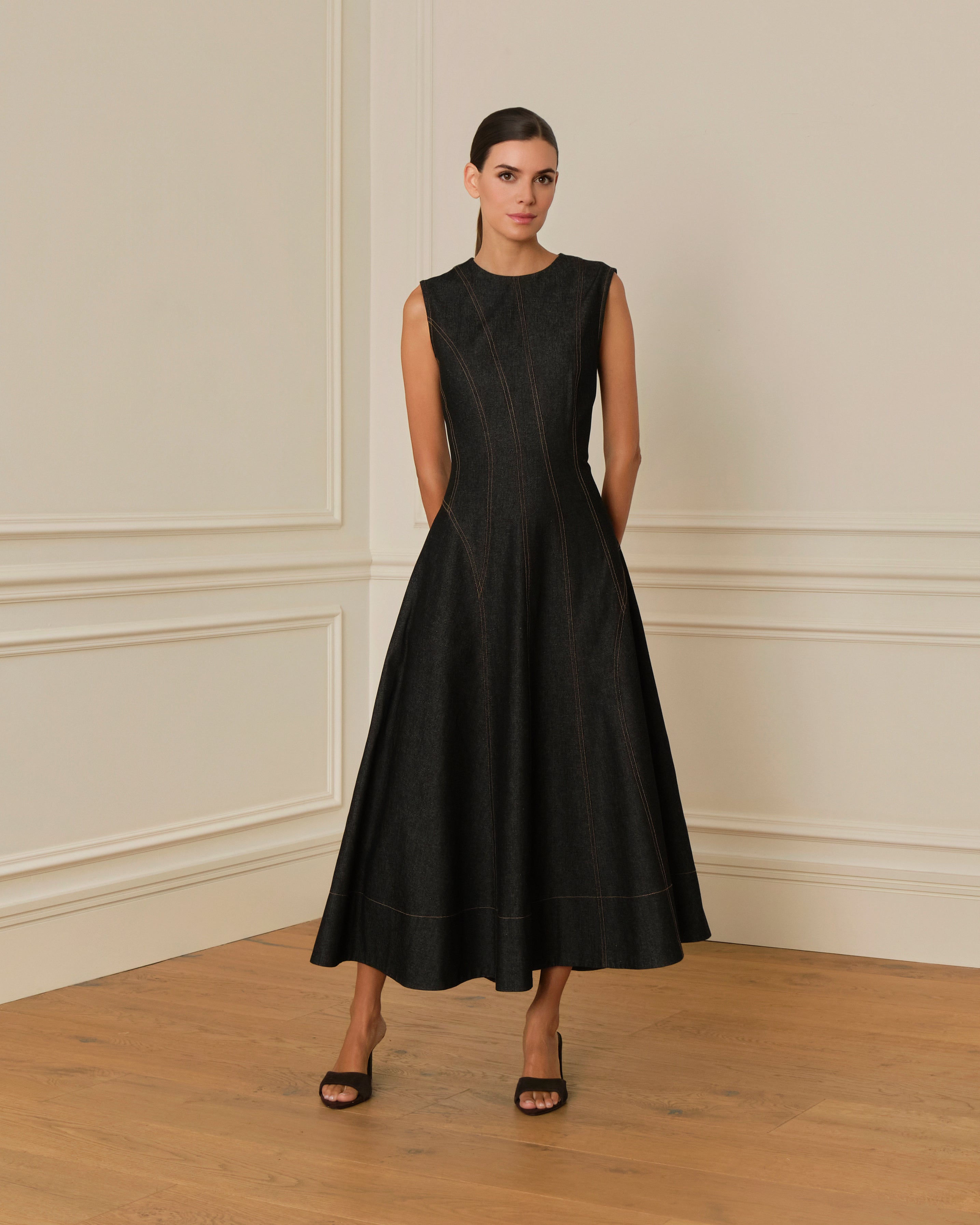 VESTIDO MIDI DENIM CON COSTURAS VISTAS NEGRO