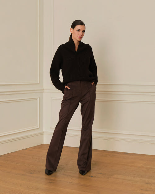 SUÉTER DE PUNTO CON CUELLO CHIMENEA MARRÓN