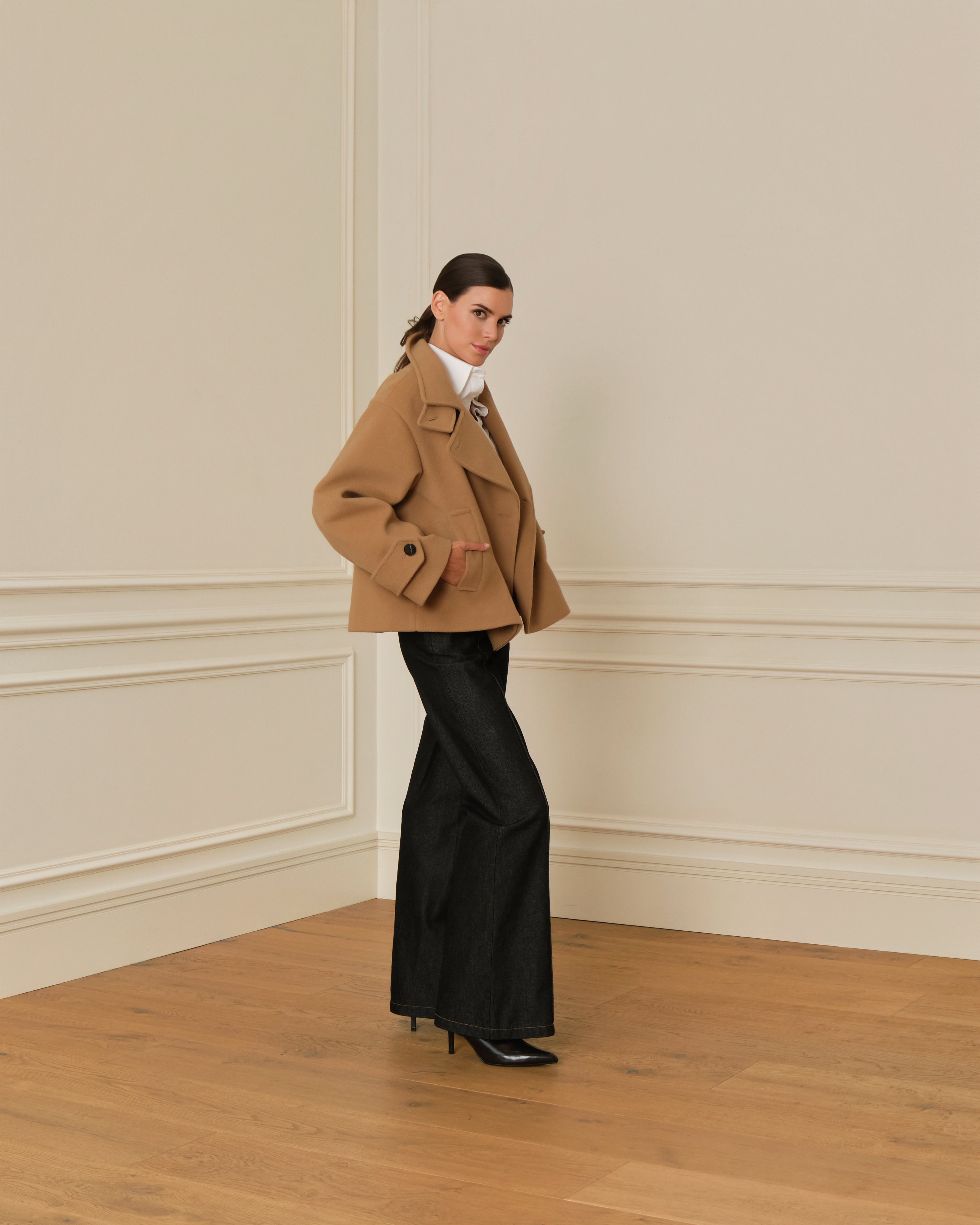 PRE-ORDER ABRIGO CRUZADO CON CUELLO PERKINS CAMEL