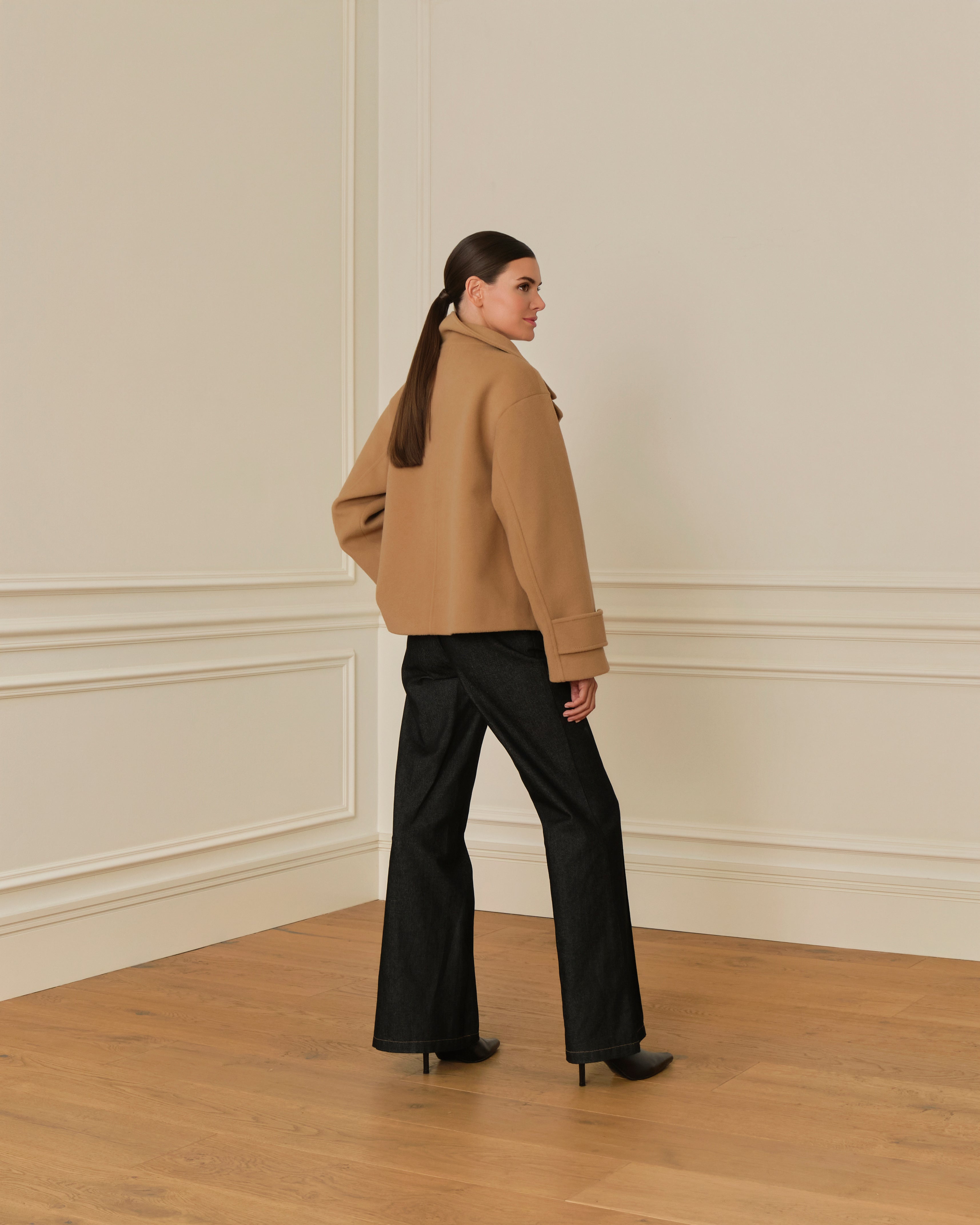 PRE-ORDER ABRIGO CRUZADO CON CUELLO PERKINS CAMEL