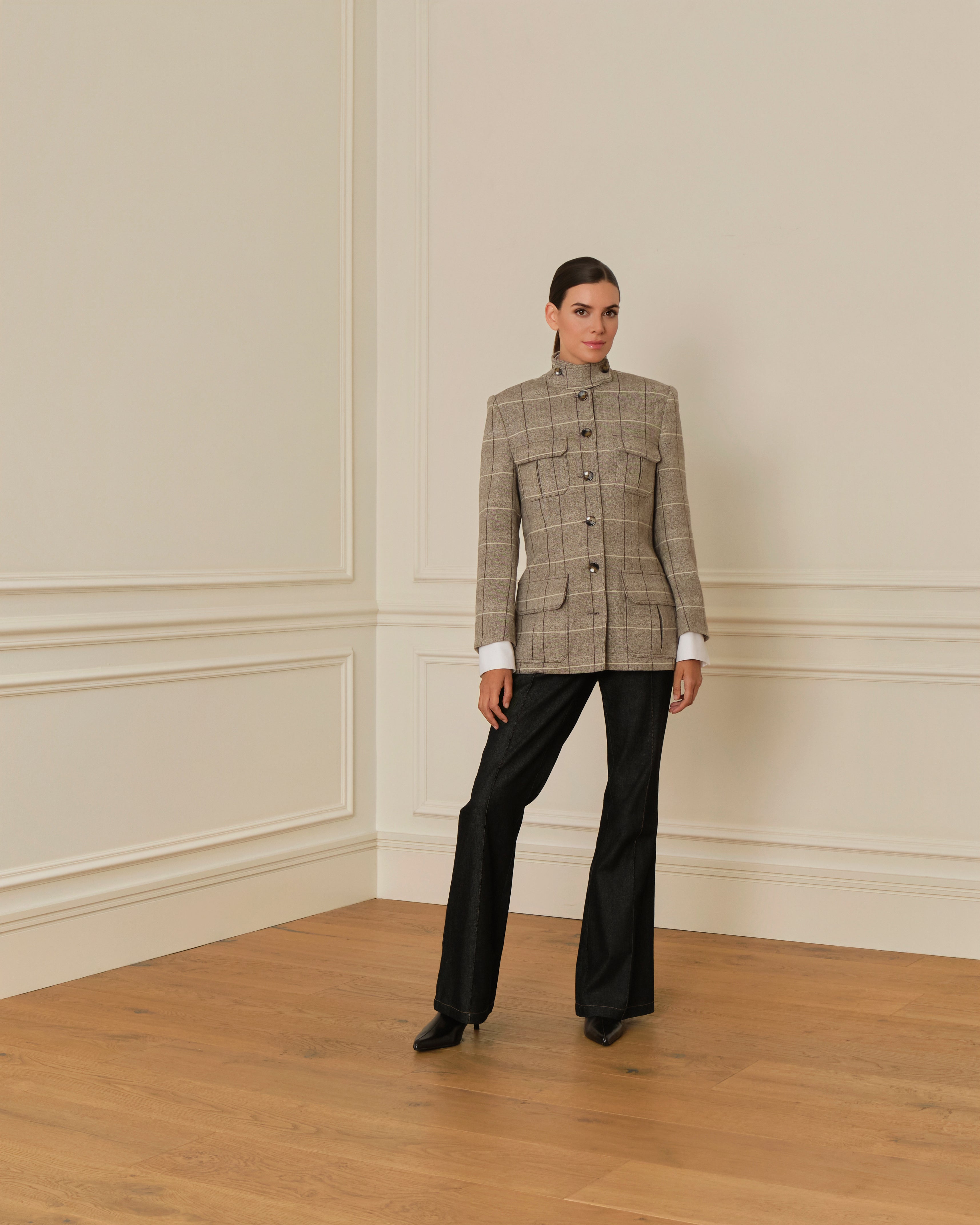 PRE-ORDER BLAZER DE LANA CON CUELLO PERKINS DE CUADROS