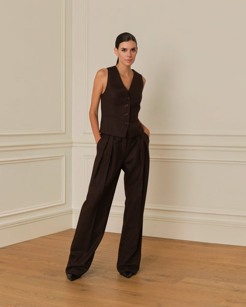 PANTALÓN RAYA DIPLOMÁTICA MARRÓN