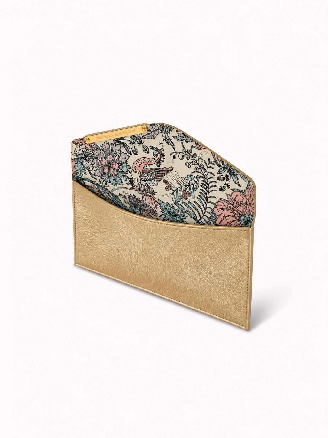 CLUTCH "SOBRE" DORADO