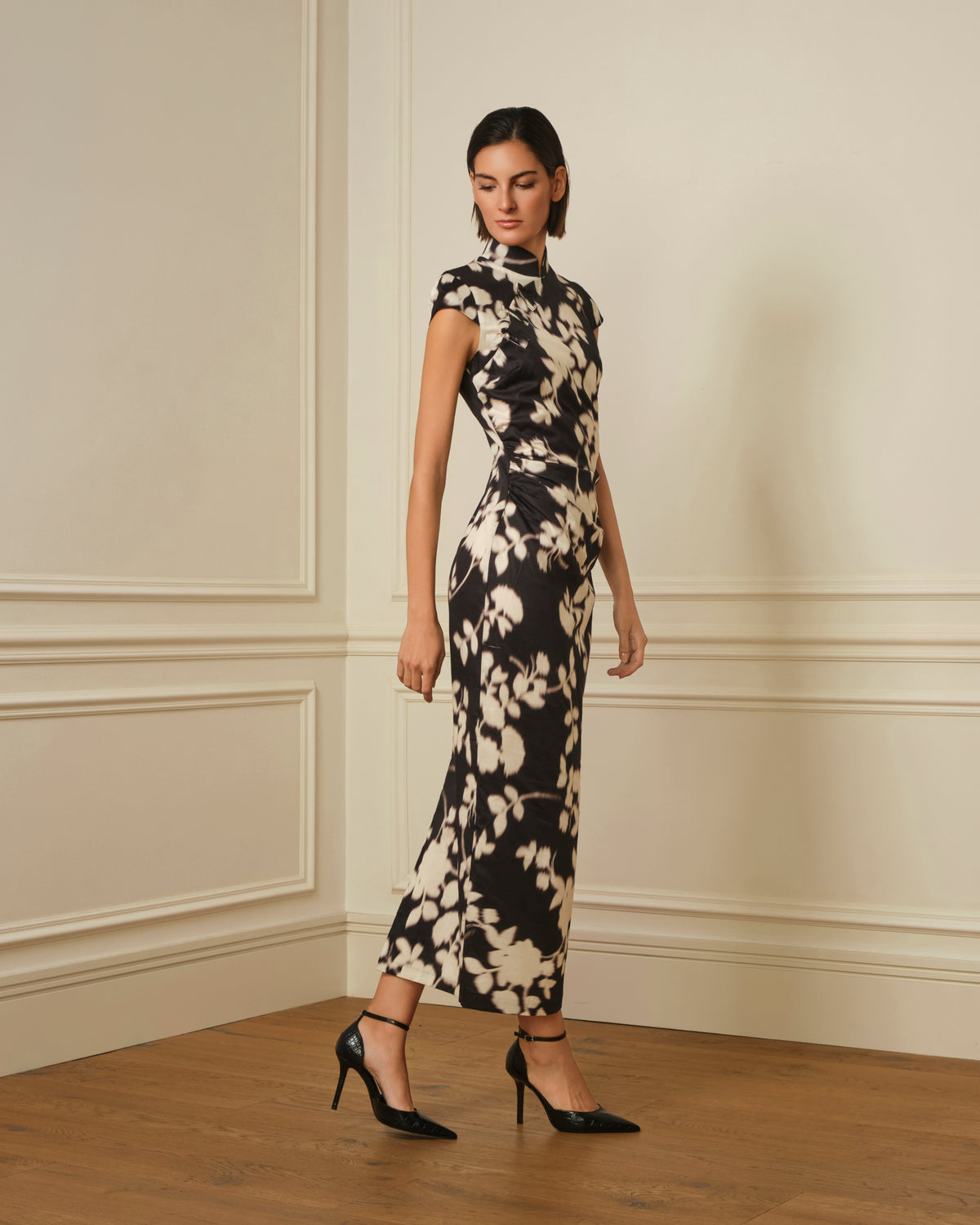 VESTIDO CUELLO MAO ESTAMPADO