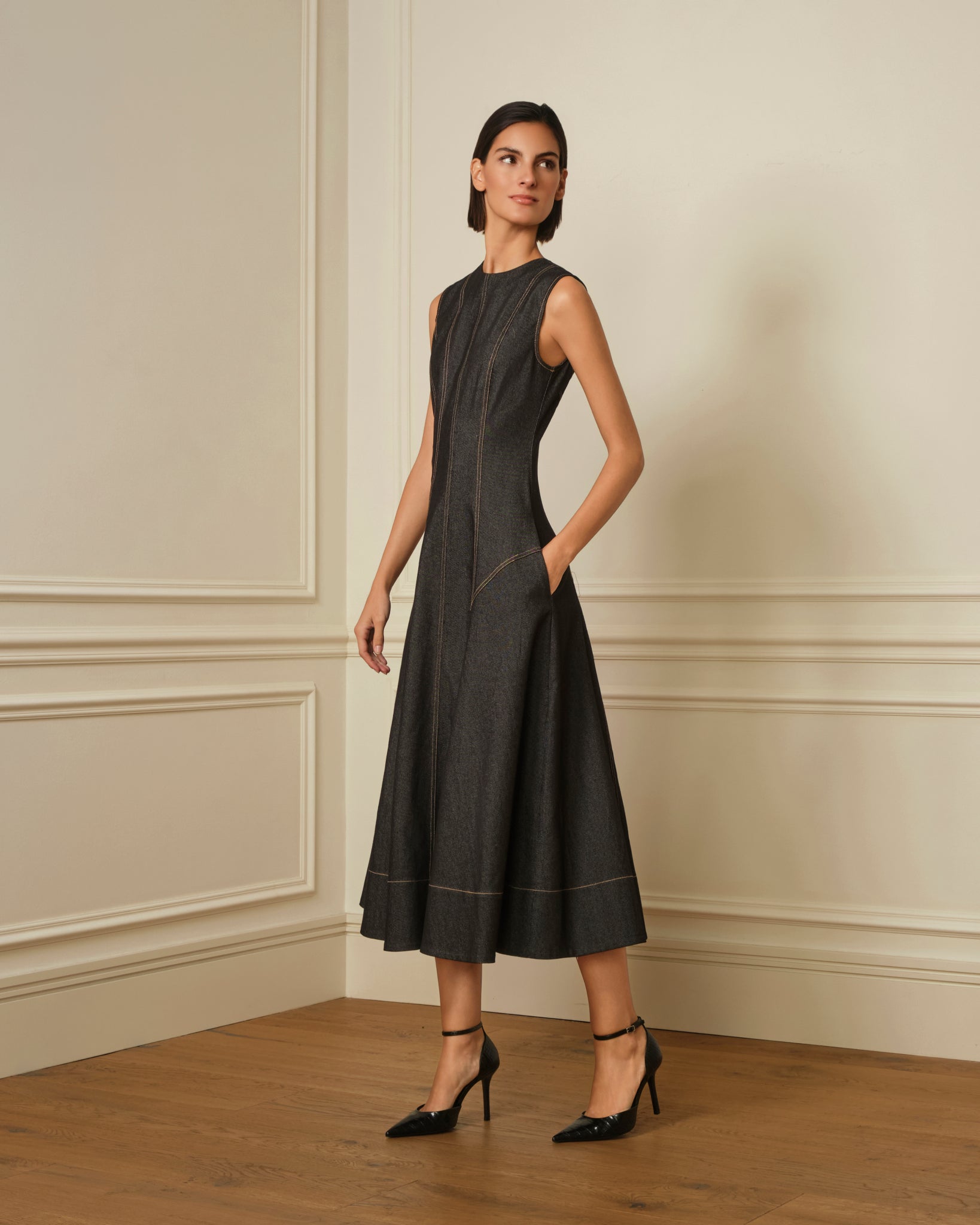 VESTIDO MIDI DENIM CON COSTURAS VISTAS NEGRO