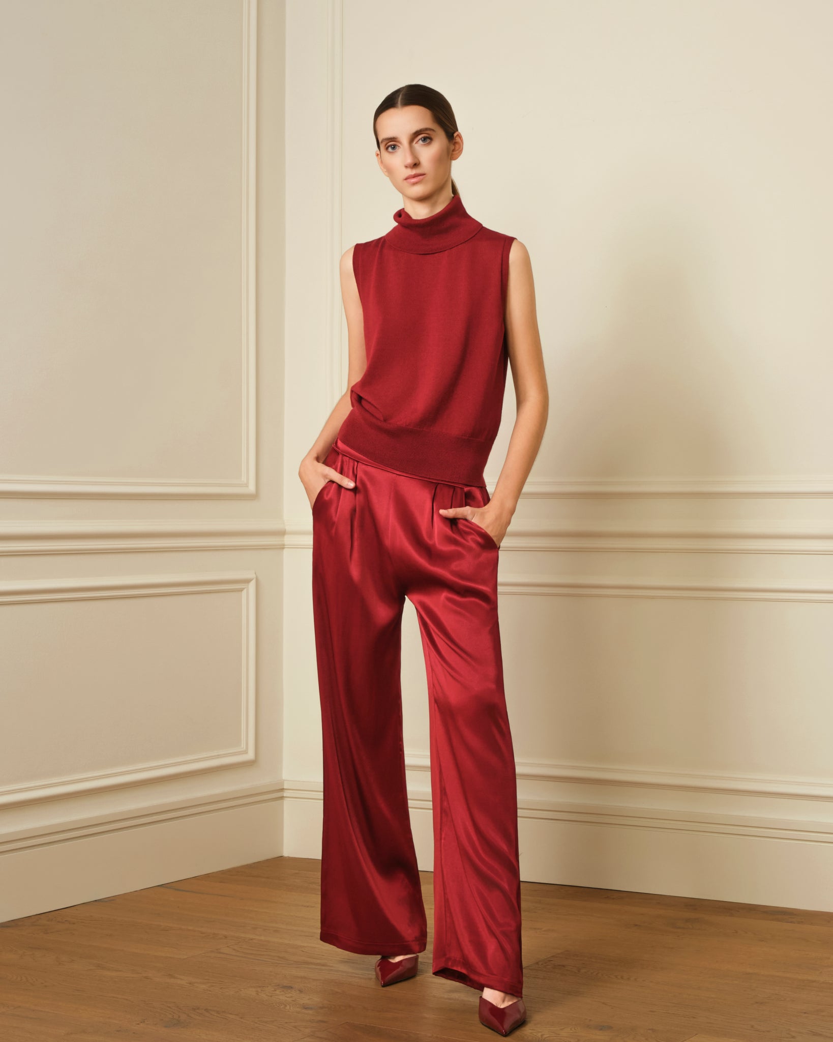PANTALÓN PALAZZO SATINADO BURDEOS