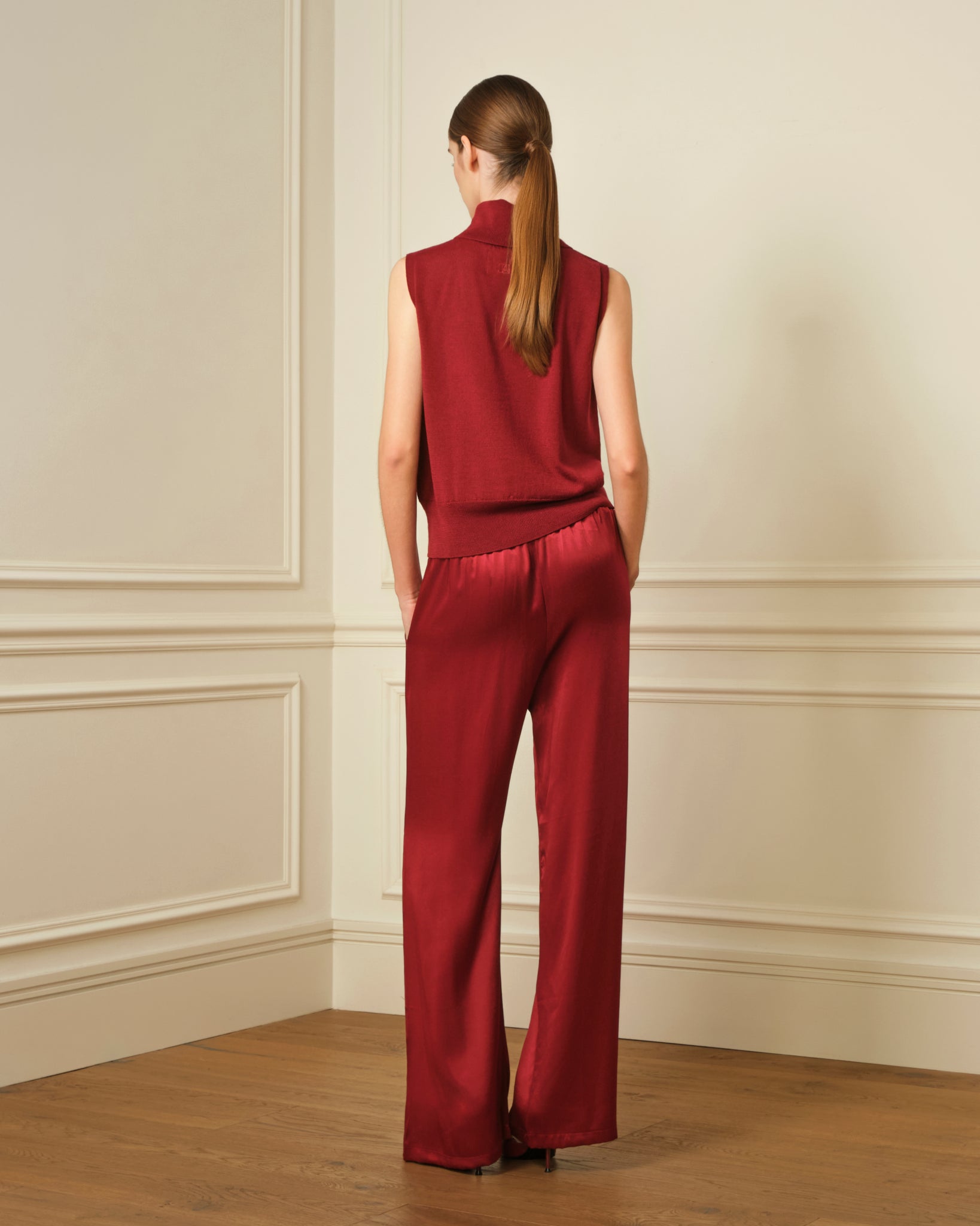 PANTALÓN PALAZZO SATINADO BURDEOS
