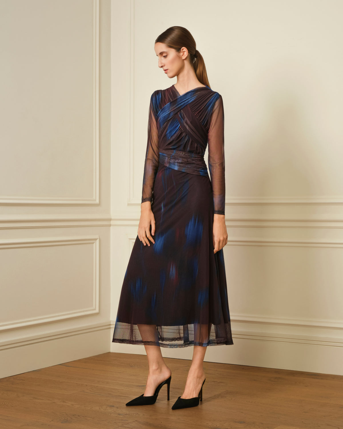 VESTIDO DE TUL CON DRAPEADO CRUZADO PLUM