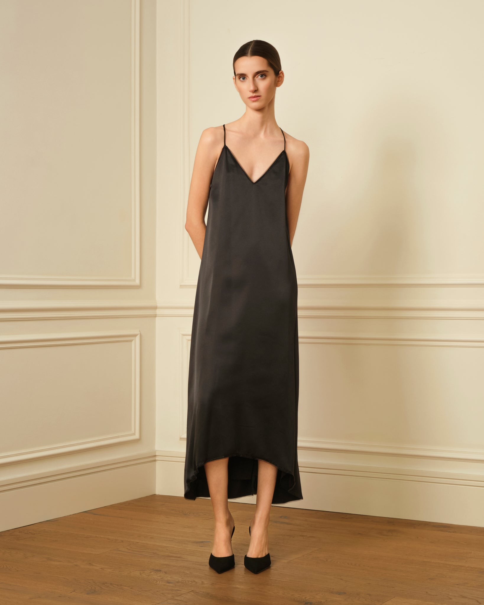 VESTIDO LENCERO NEGRO
