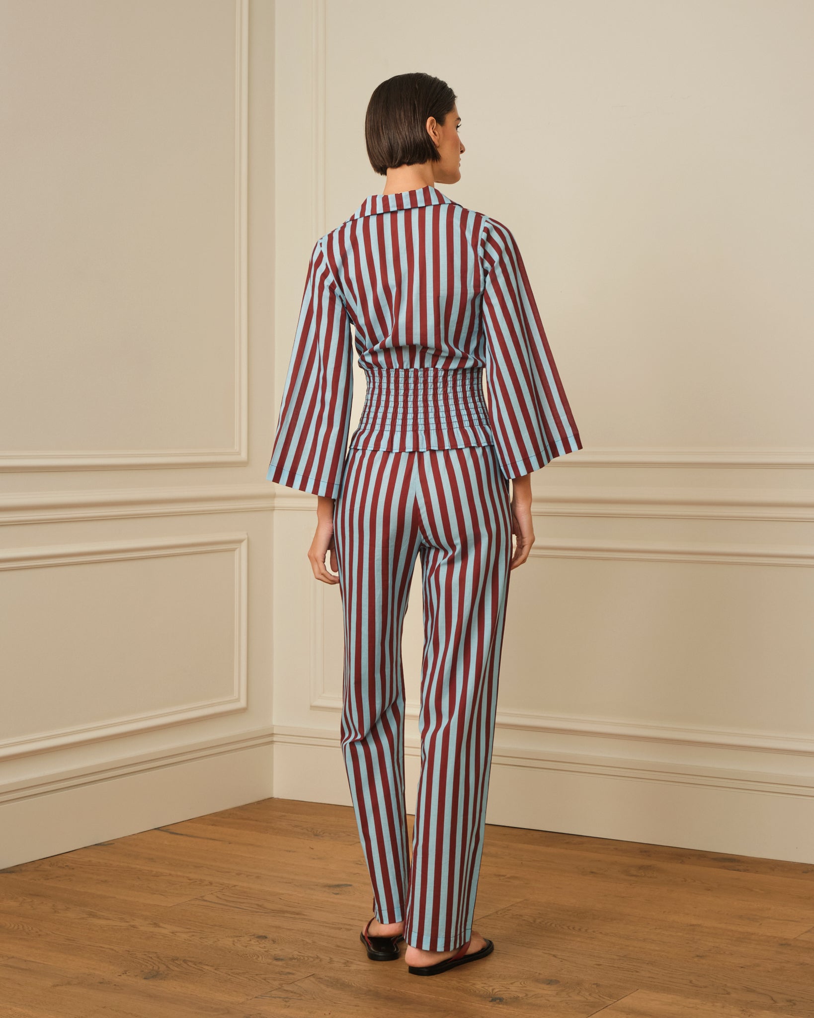 PANTALÓN DE RAYAS BURDEOS Y CELESTE