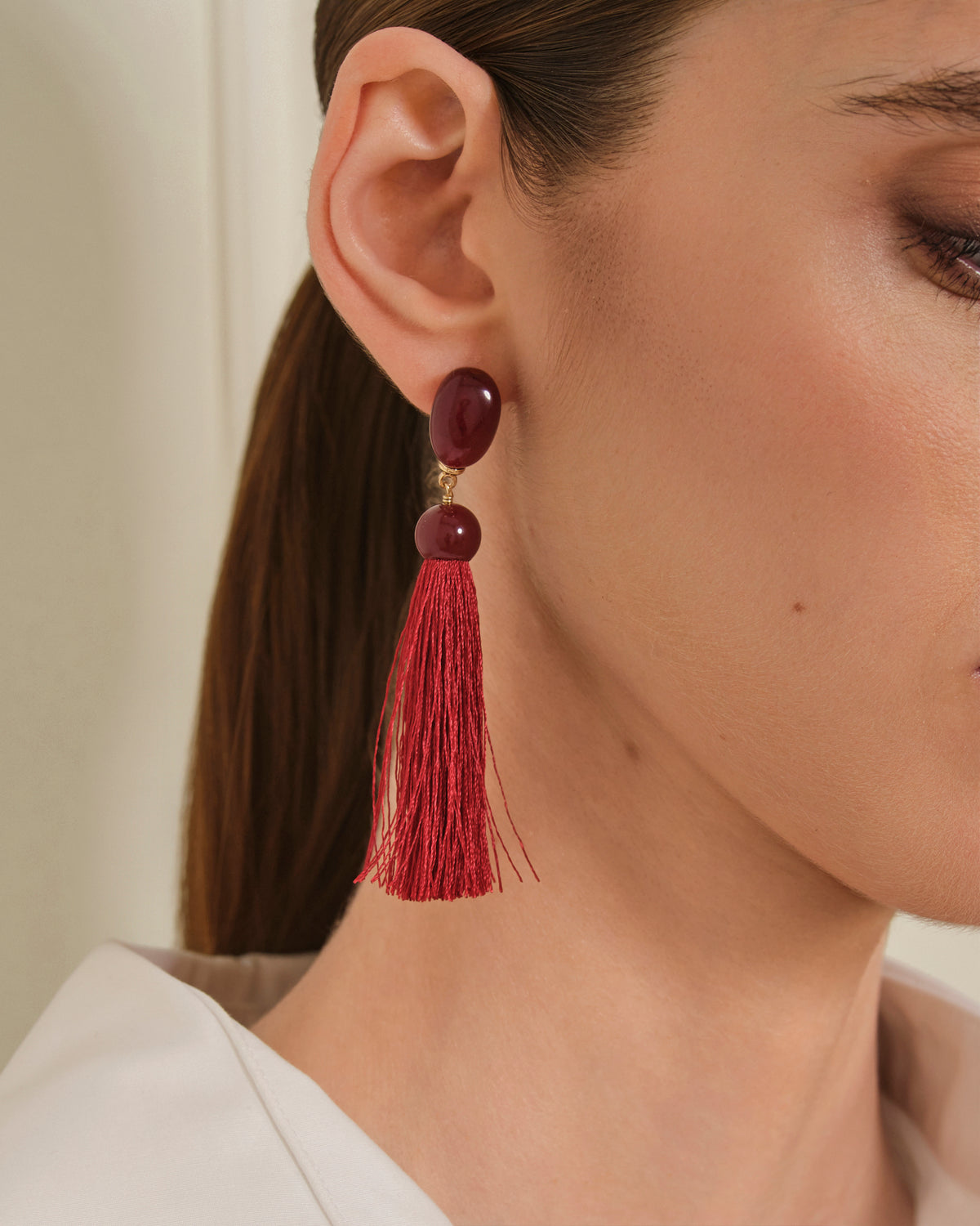 PENDIENTES LARGOS DE FLECOS ROJO