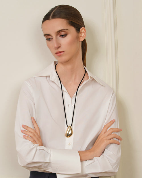 COLLAR OVALADO METÁLICO DORADO