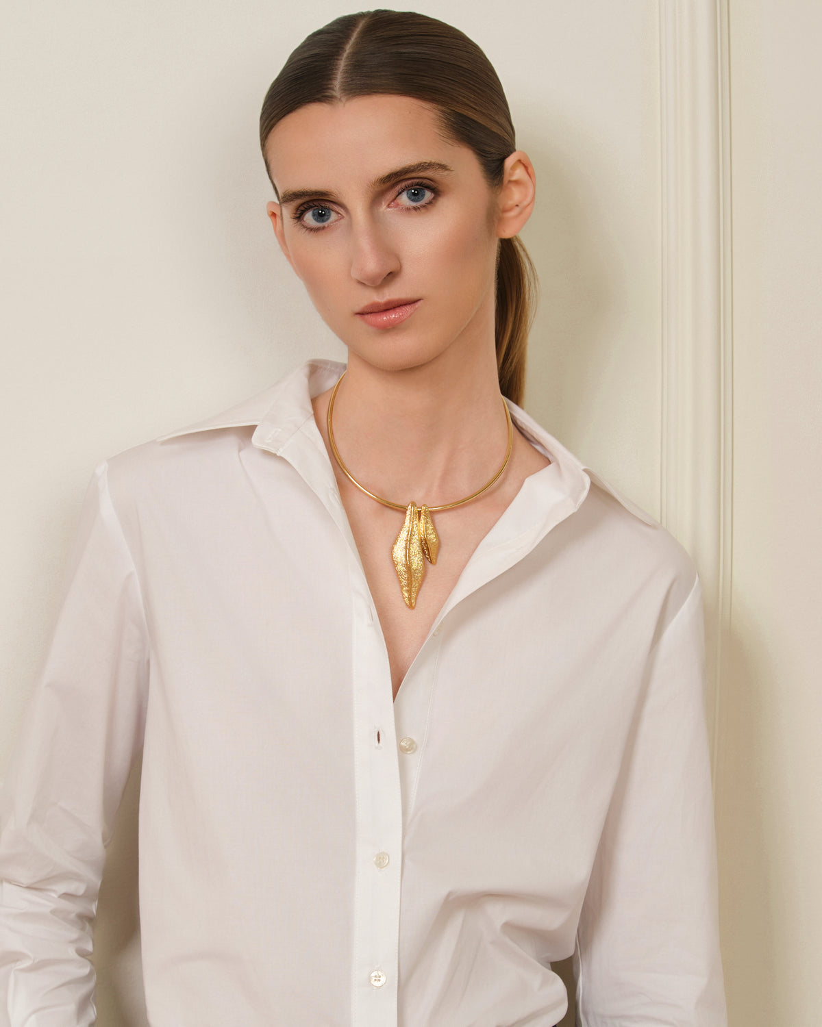 LEMON LEAF COLLAR DORADO