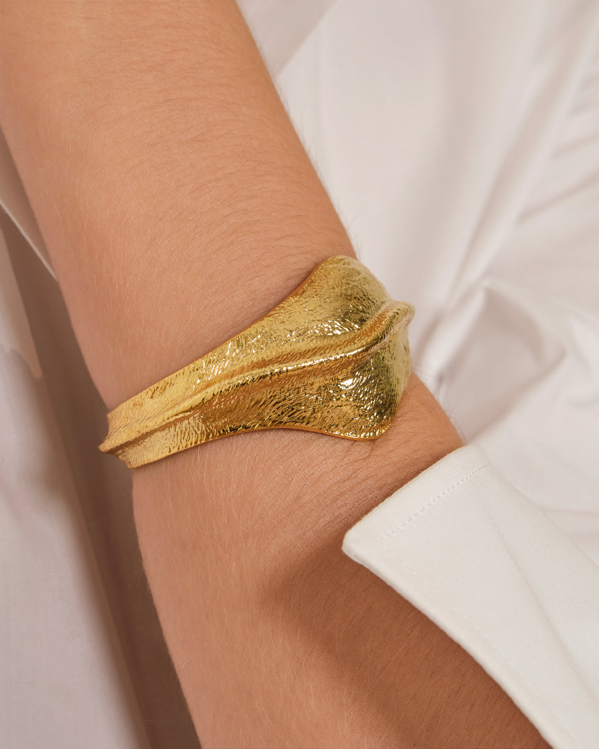 LEMON LEAF BRAZALETE DORADO