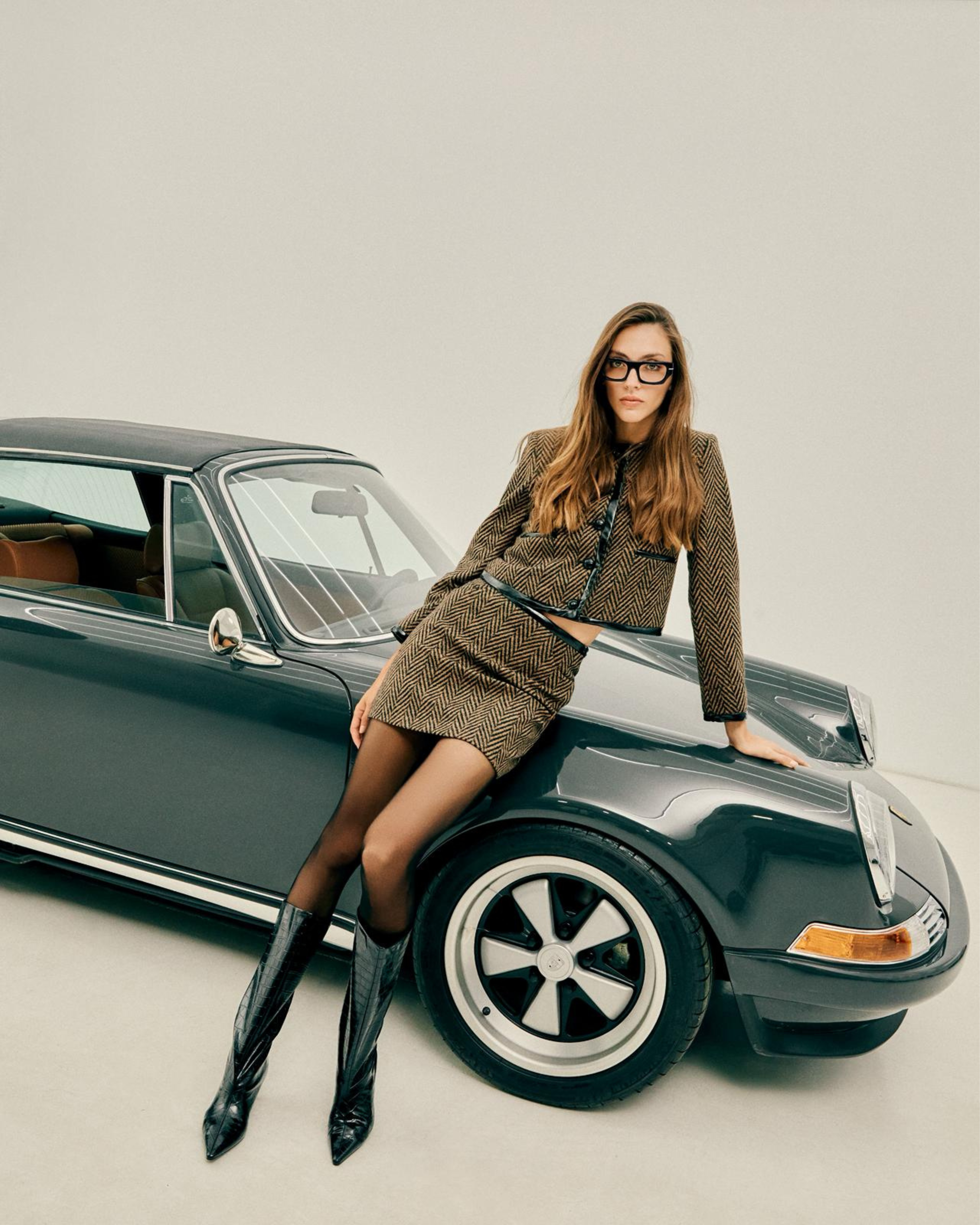 FALDA CORTA RECTA MARRÓN