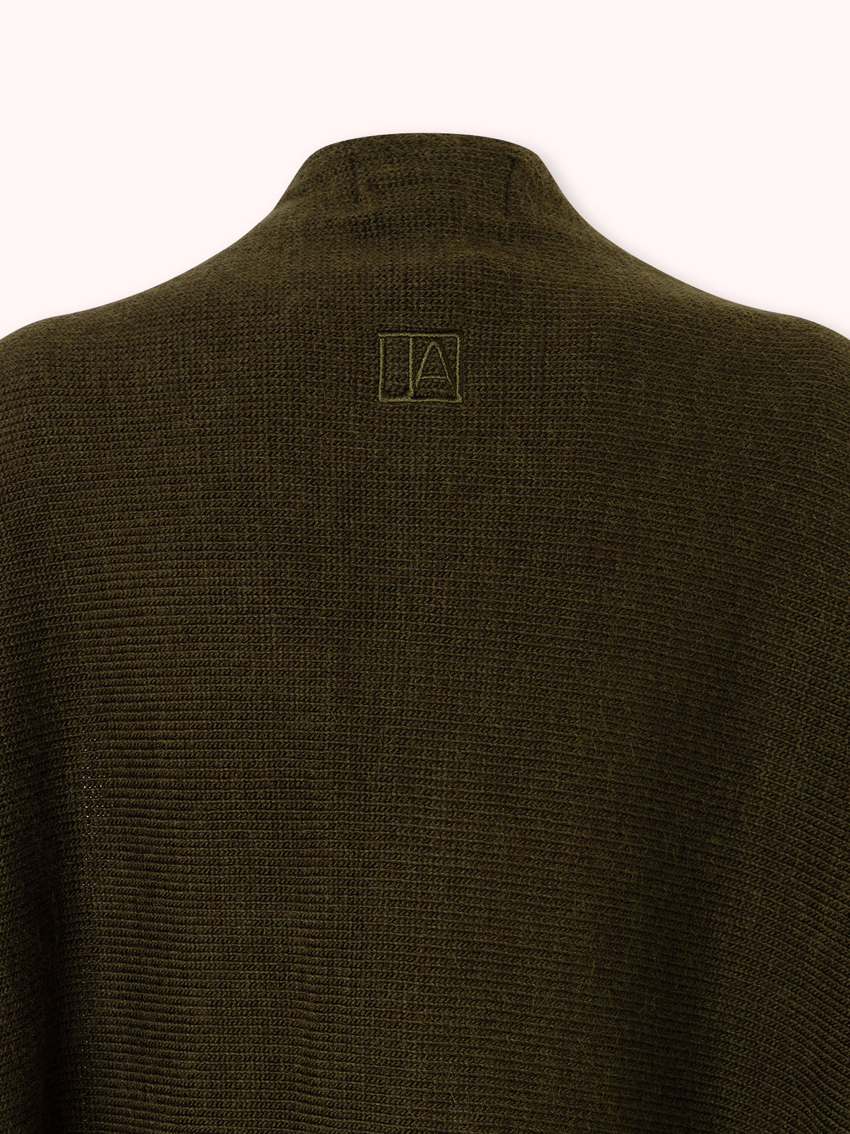 CAPA DE PUNTO CON FLECOS VERDE