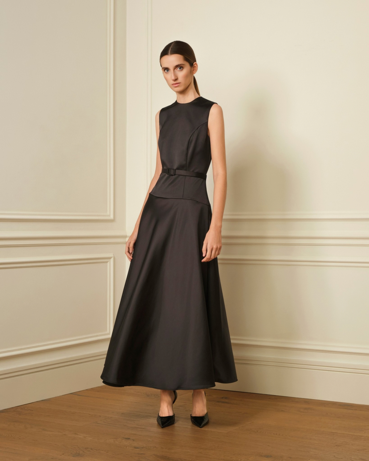 VESTIDO SATEN CINTURÓN NEGRO