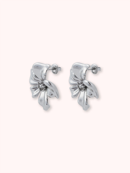 FLOR DE ALMENDRO PENDIENTES PLATEADO