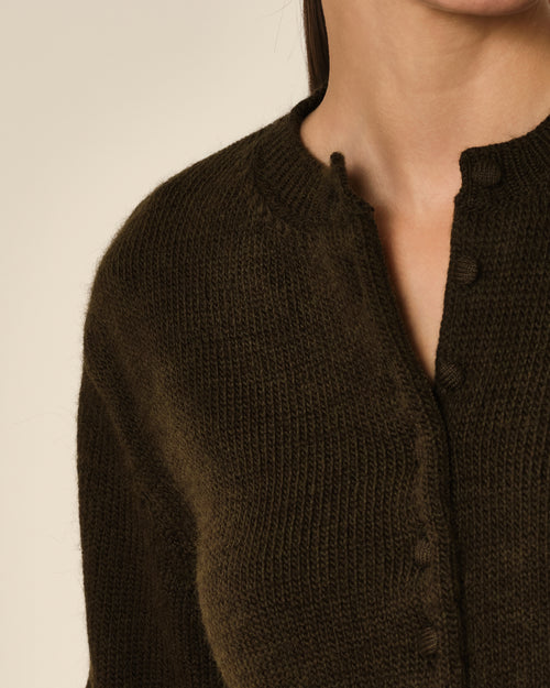 CÁRDIGAN DE BOTONES FORRADOS VERDE MILITAR