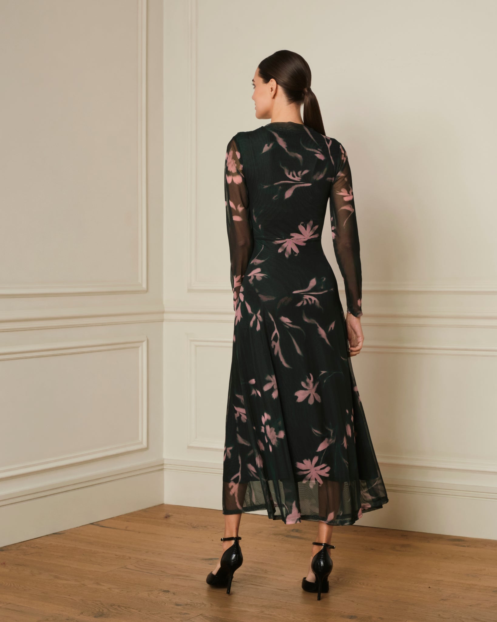 VESTIDO MANGA LARGA CON ESTAMPADO FLORAL VERDE