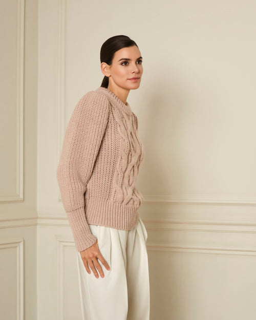 SUÉTER DE PUNTO TRENZADO CON MANGA ABULLONADA ROSA
