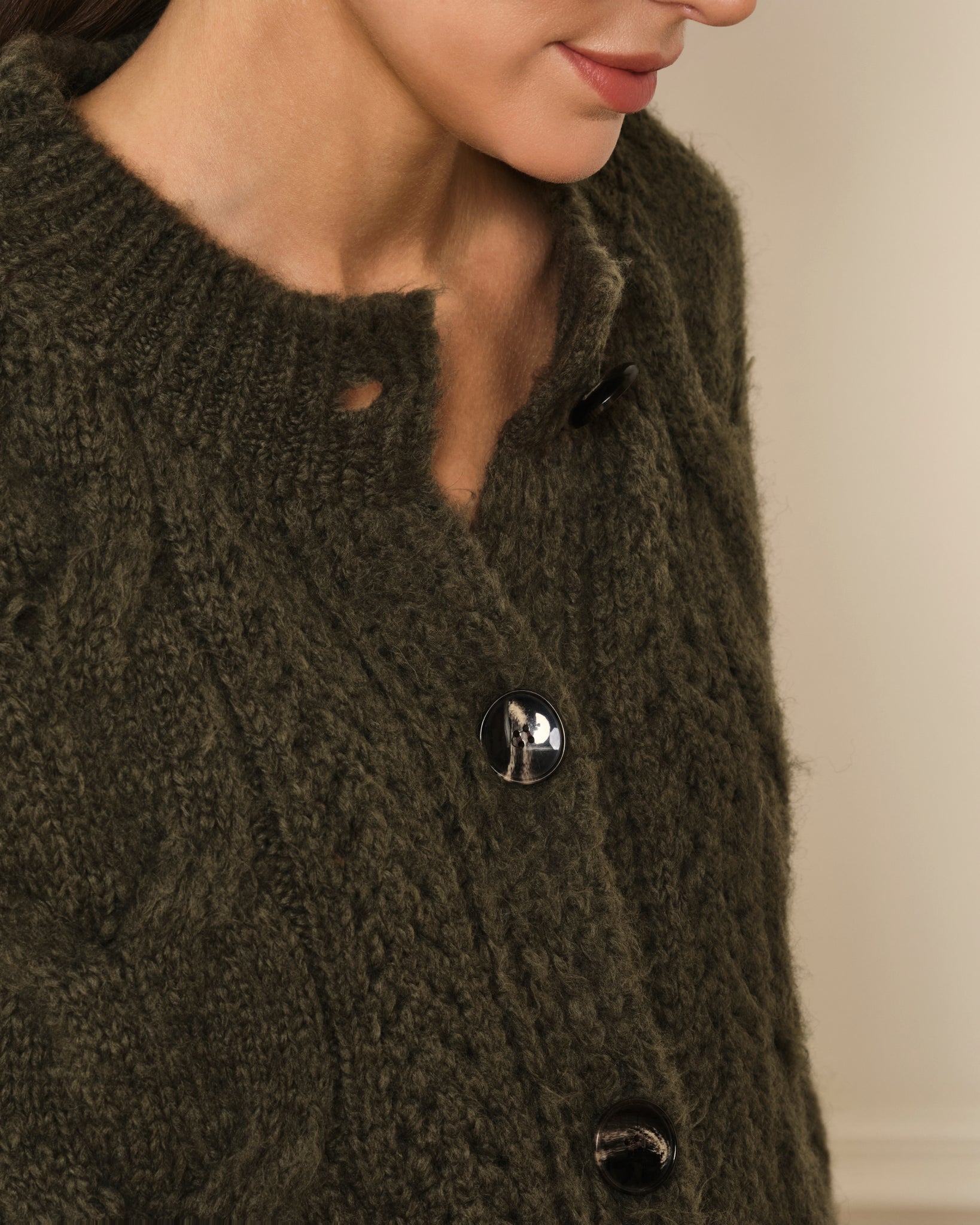 CÁRDIGAN DE PUNTO TRENZADO VERDE